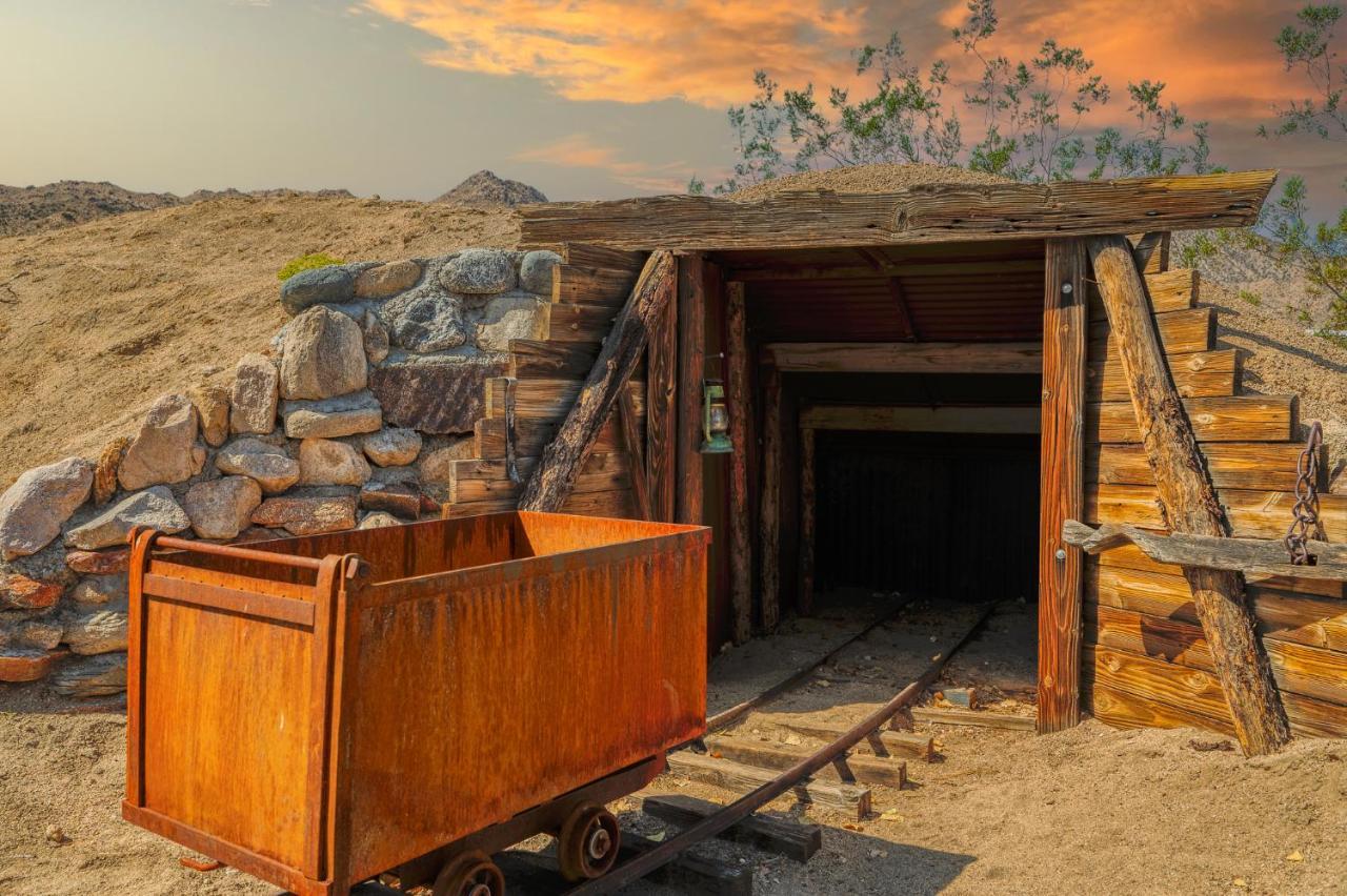@ Marbella Lane - The Wine Mine Desert Escape Joshua Tree Exterior photo