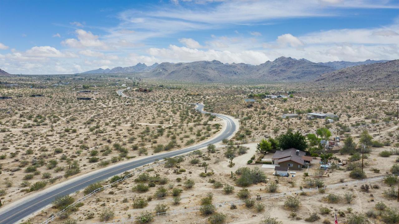@ Marbella Lane - The Wine Mine Desert Escape Joshua Tree Exterior photo