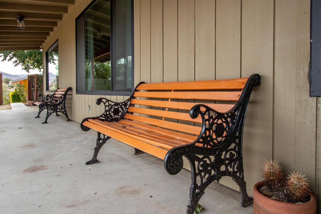 @ Marbella Lane - The Wine Mine Desert Escape Joshua Tree Exterior photo