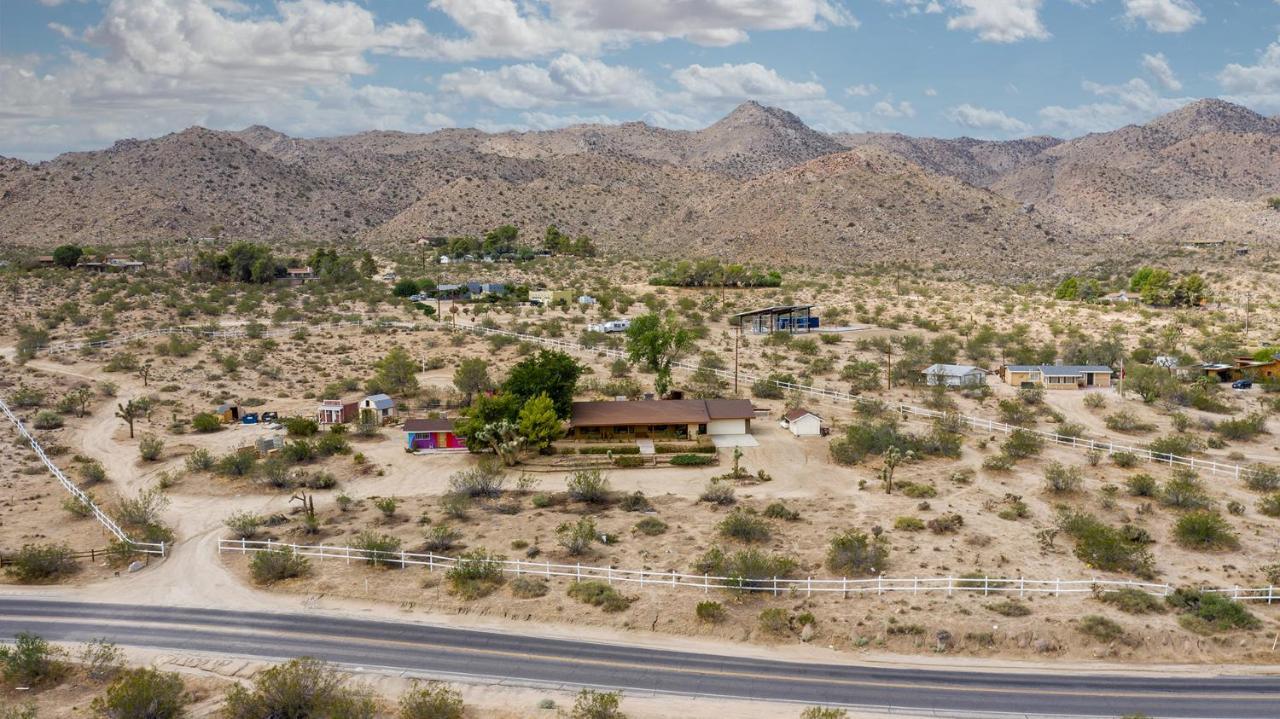 @ Marbella Lane - The Wine Mine Desert Escape Joshua Tree Exterior photo