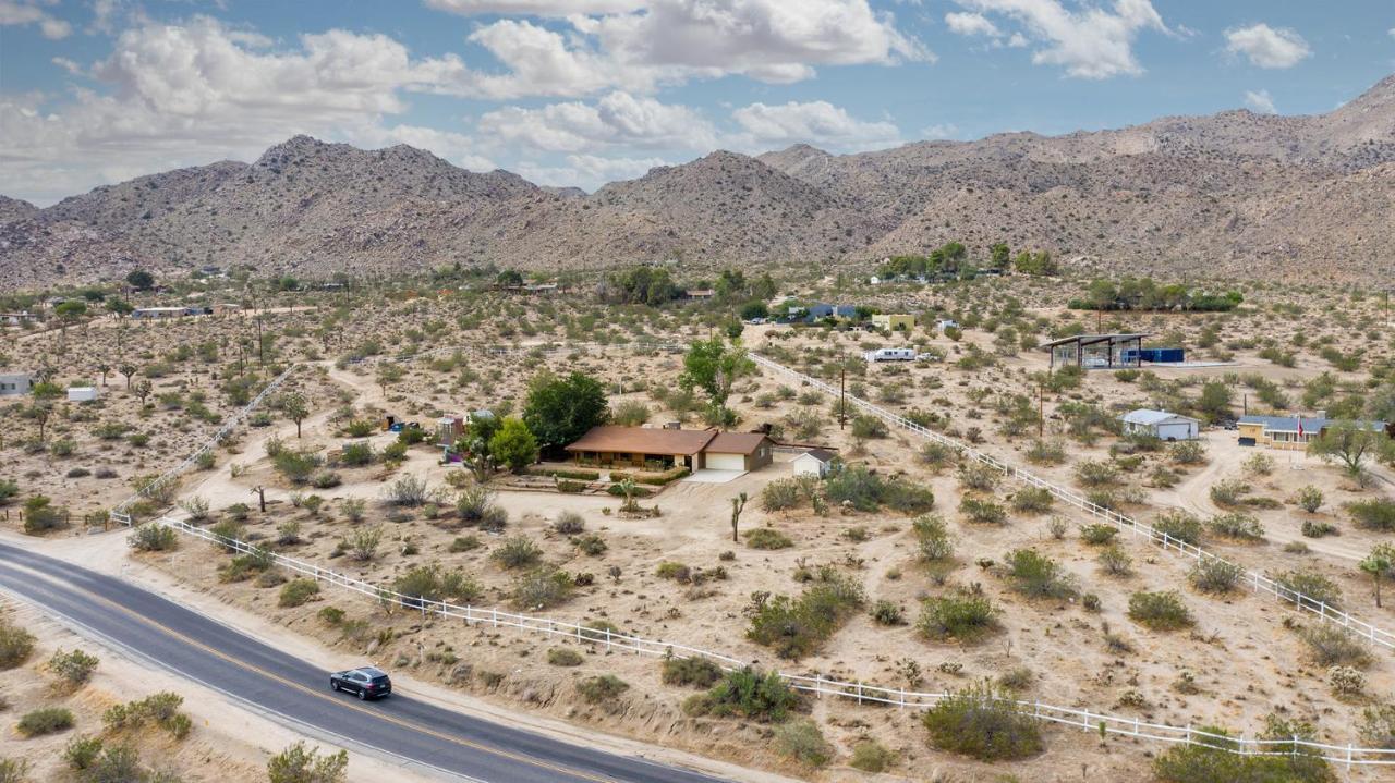 @ Marbella Lane - The Wine Mine Desert Escape Joshua Tree Exterior photo